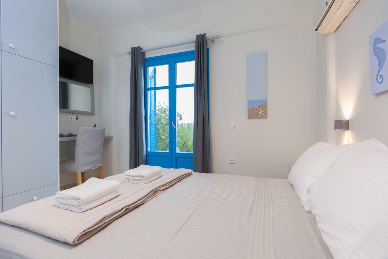 Just Blue With Amazing Sea Views In Piso Livadi Villa Екстериор снимка