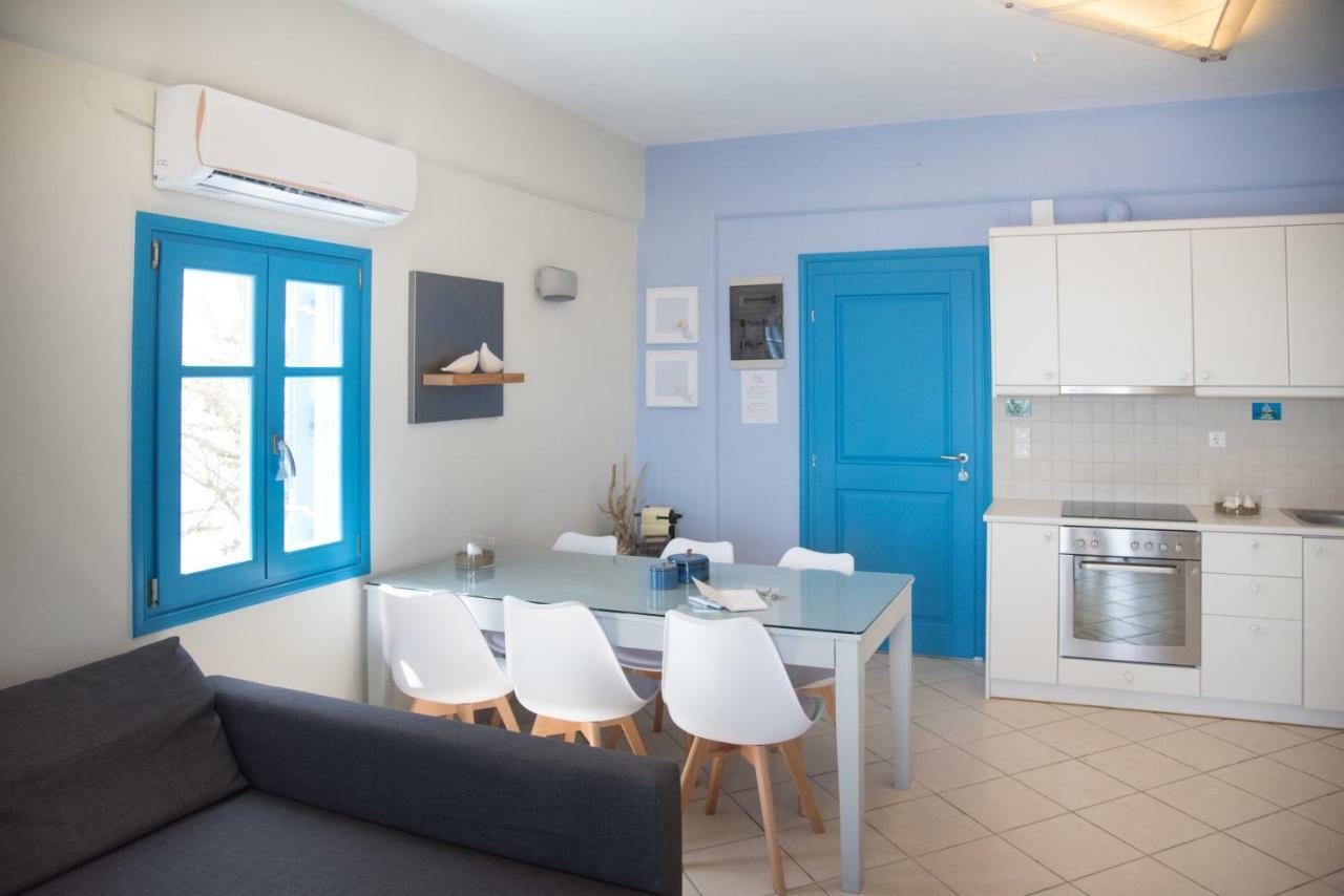 Just Blue With Amazing Sea Views In Piso Livadi Villa Екстериор снимка